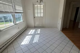 194 Madison Ln, Monroe Township, NJ 08831 - Photo 10