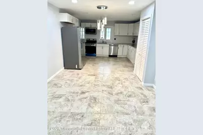 101 Perry St Street, Keyport, NJ 07735 - Photo 2