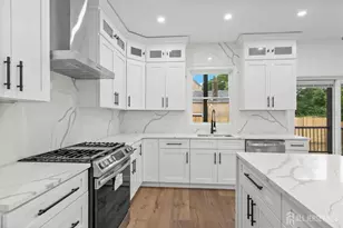53 Greenbrook Ave, Woodbridge Township, NJ 08832 - Photo 16
