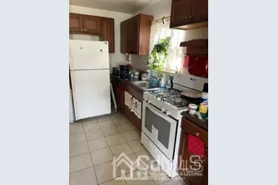 387 Fayette Street #2, Perth Amboy, NJ 08861 - Photo 2