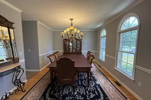 28 Renk Farm Dr, South Brunswick Township, NJ 08852 - Photo 4