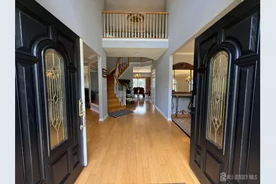 28 Renk Farm Drive, South Brunswick Township, NJ 08852 - Photo 2