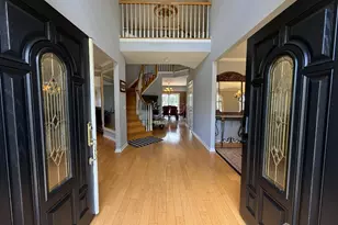 28 Renk Farm Dr, South Brunswick Township, NJ 08852 - Photo 2