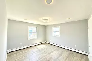 35 N Fiat Ave, Iselin, NJ 08830 - Photo 4