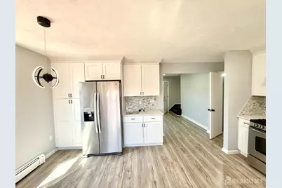 35 E Fiat Avenue, Iselin, NJ 08830 - Photo 4