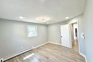 35 N Fiat Ave, Iselin, NJ 08830 - Photo 2