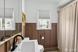 329 Maplewood Ave, Kenilworth, NJ 07033 - Photo 14