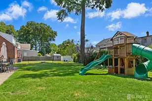 329 Maplewood Ave, Kenilworth, NJ 07033 - Photo 24
