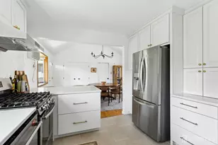 329 Maplewood Ave, Kenilworth, NJ 07033 - Photo 10