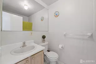 726 Harbortown Blvd, Perth Amboy, NJ 08861 - Photo 26
