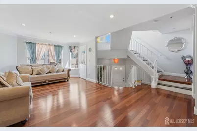 726 Harbortown Boulevard, Perth Amboy, NJ 08861 - Photo 6