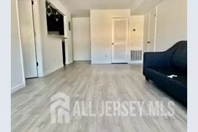 392 College Drive, Edison, NJ 08817 - Photo 2