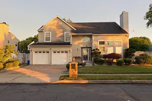 29 Major Dr, Sayreville, NJ 08872 - Photo 1