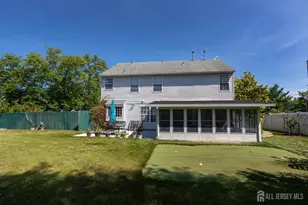 29 Major Dr, Sayreville, NJ 08872 - Photo 4