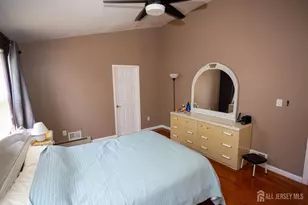 29 Major Dr, Sayreville, NJ 08872 - Photo 34