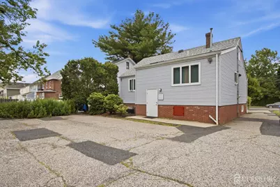 217 Main Street, Woodbridge Township, NJ 07095 - Photo 20
