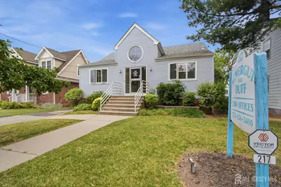 217 Main Street, Woodbridge Township, NJ 07095 - Photo 2