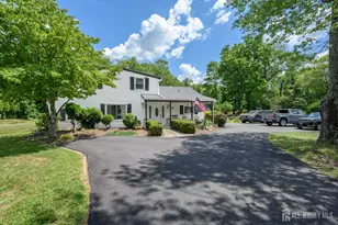 482 Stagecoach Rd, Freehold, NJ 08510 - Photo 22