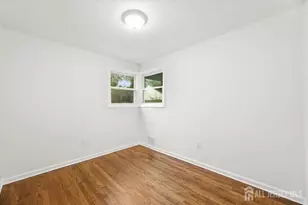 1114 Bordentown Ave, Sayreville, NJ 08859 - Photo 12