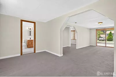52 Jackson Avenue, Carteret, NJ 07008 - Photo 6