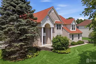 232 Ambiance Blvd, Freehold, NJ 07728 - Photo 4