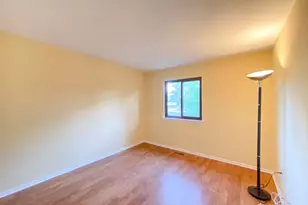 1 Orchid Ct, Edison, NJ 08820 - Photo 20