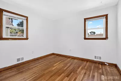 154 Tabb Avenue, Piscataway Township, NJ 08854 - Photo 18