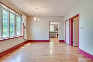 10 Jeff St, Edison, NJ 08837 - Photo 6
