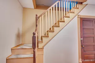 10 Jeff St, Edison, NJ 08837 - Photo 22