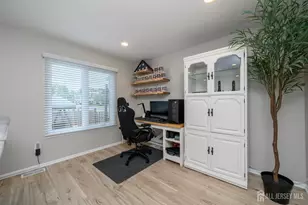 18 Holly Ct, Flemington, NJ 08822 - Photo 14