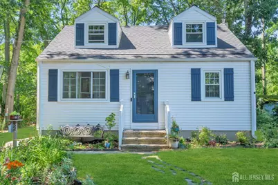 32 Bruning Lane, Spotswood, NJ 08884 - Photo 2