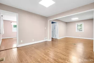 32 Bruning Lane, Spotswood, NJ 08884 - Photo 12