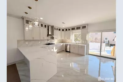 46 Foyer Street, Edison, NJ 08817 - Photo 4