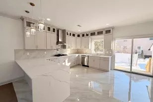 46 Foyer St, Edison, NJ 08817 - Photo 4