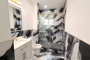 46 Foyer St, Edison, NJ 08817 - Photo 8