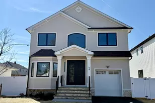 46 Foyer St, Edison, NJ 08817 - Photo 1