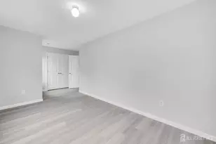 160 Hillside Ave, Piscataway Township, NJ 08854 - Photo 14