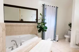 402 Thomas St, Perth Amboy, NJ 08861 - Photo 36