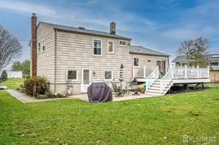 8 Adelphi Ct, Edison, NJ 08837 - Photo 30