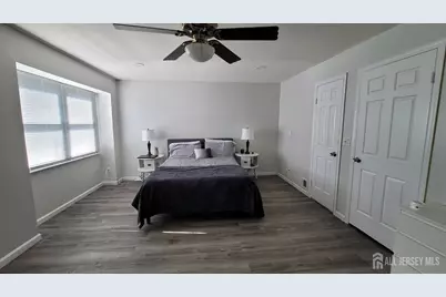 6101 N Oaks Boulevard N, North Brunswick Township, NJ 08902 - Photo 4
