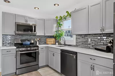 28 Wagner Street, Fords, NJ 08863 - Photo 12