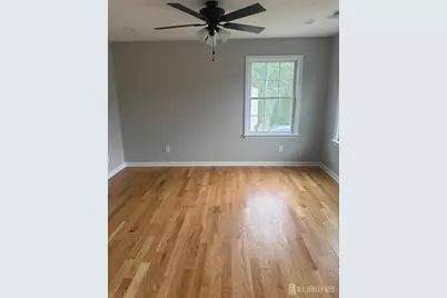 109 Pearl Place, Dunellen, NJ 2103 - Photo 4