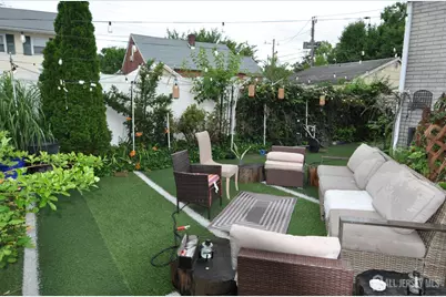 20 Maine Avenue, Carteret, NJ 07008 - Photo 8