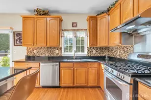 34 Biondi Ave, Old Bridge Township, NJ 07721 - Photo 30