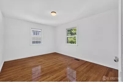 2 Oakwood Place, North Brunswick Township, NJ 08902 - Photo 14
