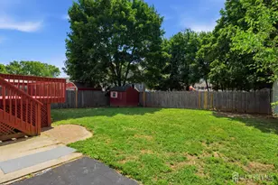 2 Oakwood Pl, North Brunswick Township, NJ 08902 - Photo 32