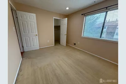 1302 Edison Glen Terrace, Edison, NJ 08837 - Photo 24