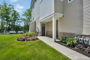 228 Park Ln, Dunellen, NJ 08812 - Photo 2