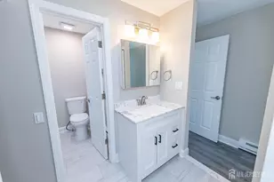 96 Salix Plaza, Monroe Township, NJ 08831 - Photo 22