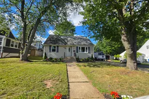 98 Craske St, Woodbridge Township, NJ 07095 - Photo 2